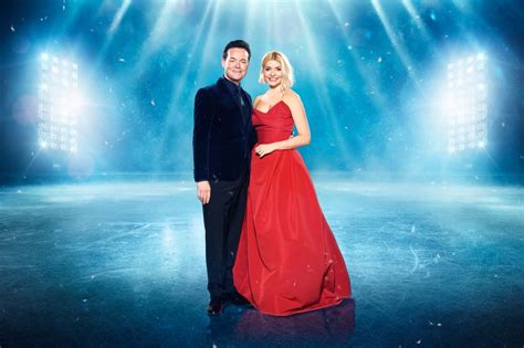 who presents dancing on ice