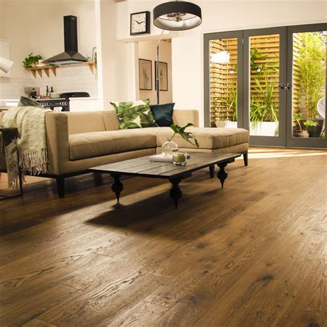 who sells quick step flooring