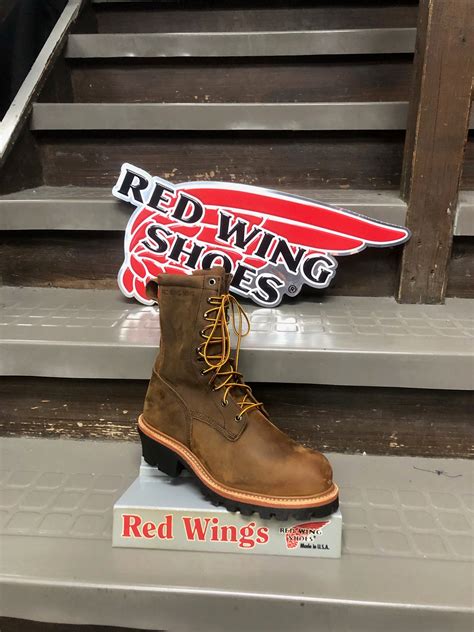 who sells red wing shoes near me