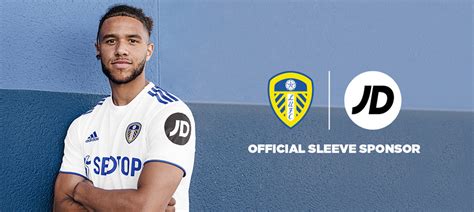 who sponsors leeds united