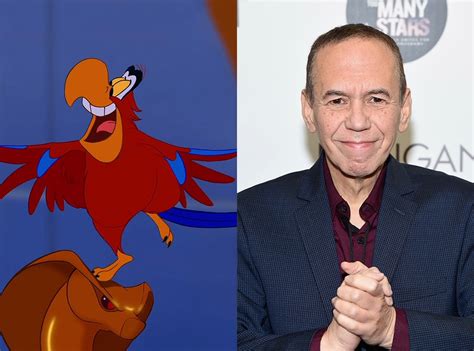 who voiced the parrot in aladdin