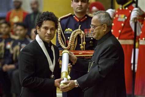 who was awarded first bharat ratna