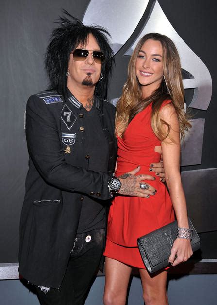 who was nikki sixx married to