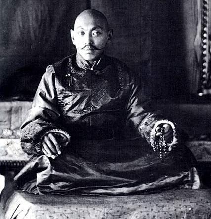 who was the 13th dalai lama