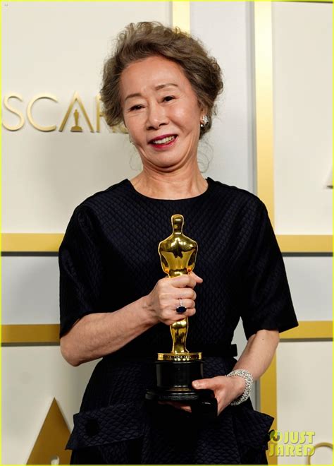 who won best supporting actress 2021