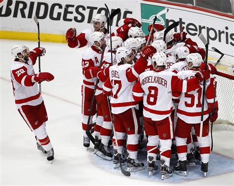 who won the red wings game last night