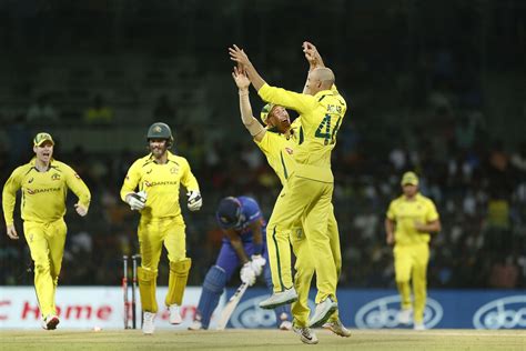 who won yesterday match india vs australia