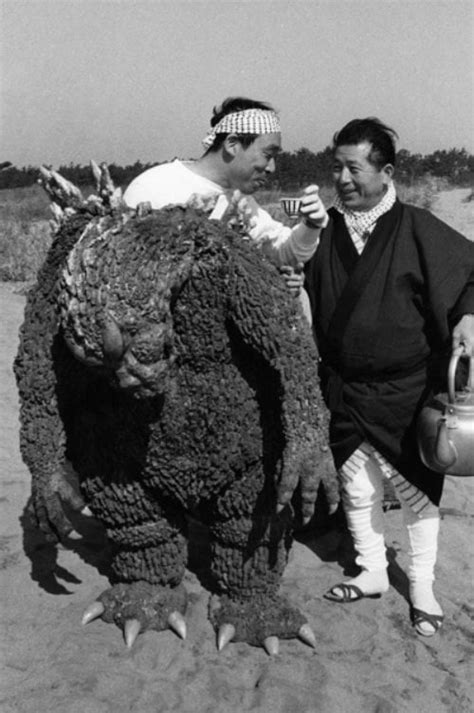 who wore the 1954 godzilla suit