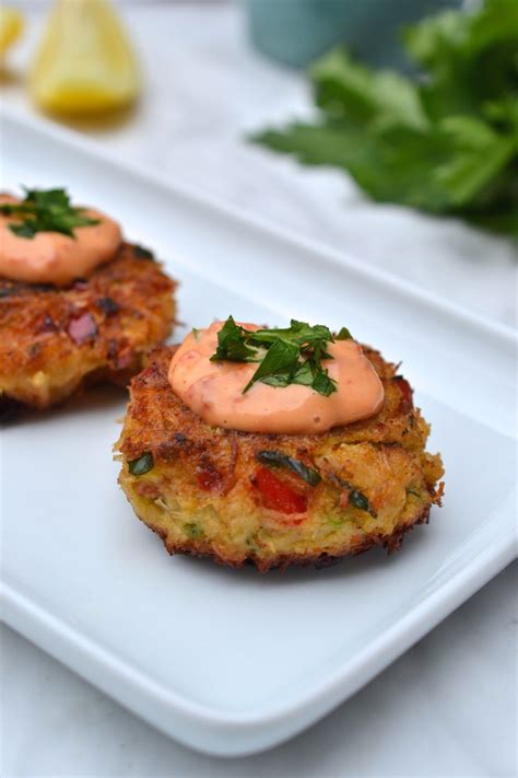 whole foods crab cakes