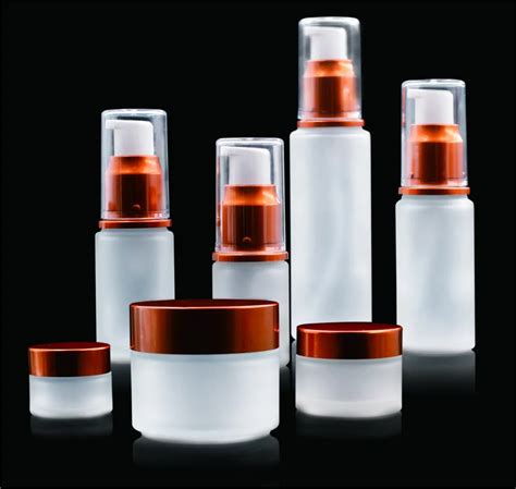 wholesale plastic cosmetic bottles