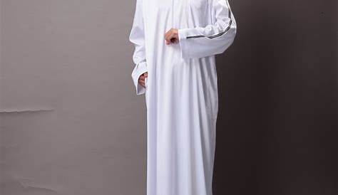 Image result for saudi white robes White robe, Abaya fashion, Elegant man