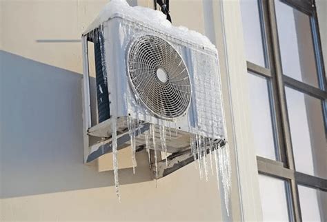 why ac freezing up