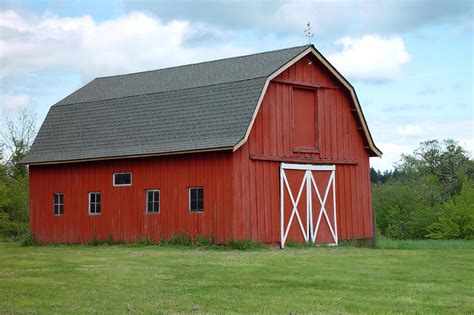 My Northwest Rhode Island Why Are Barns Painted Red?