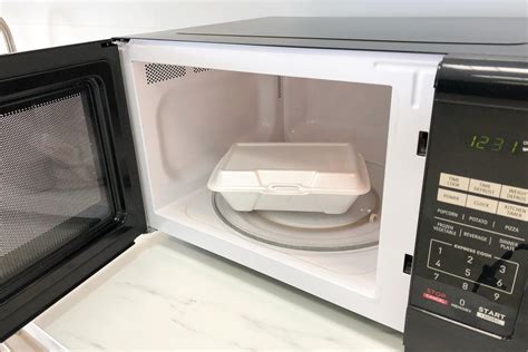 Why Can't Styrofoam Go In The Microwave