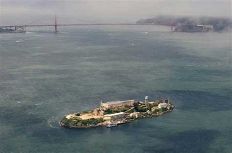 Why Did Alcatraz Close