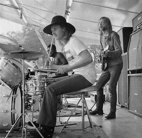 why did allman brothers have 2 drummers