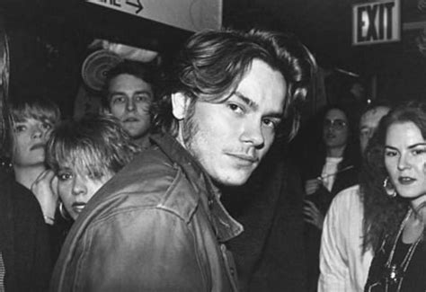 why did river phoenix do drugs