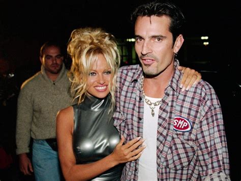 why did tommy lee and pam anderson divorce