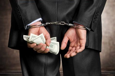 why do people not report white collar crimes