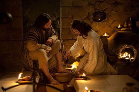 why does jesus wash feet