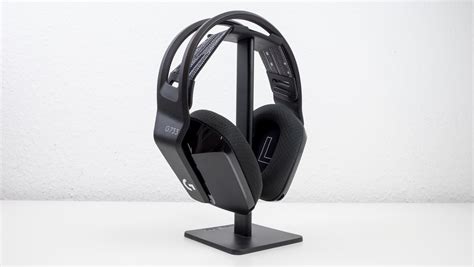 why does my g733 headset static noise