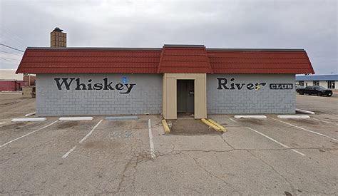 Why Don T Bars Have Windows