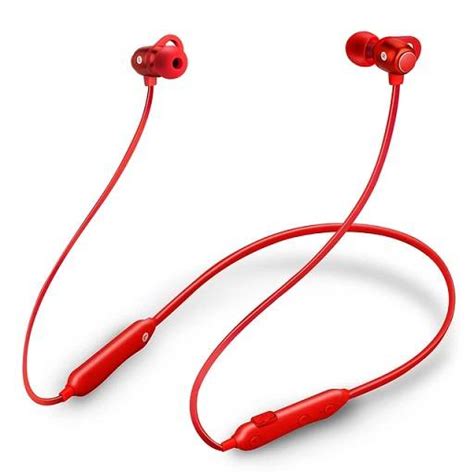 why earbuds static