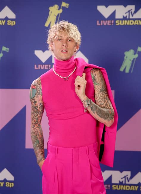 Why Is Machine Gun Kelly Wearing Pink mchine's