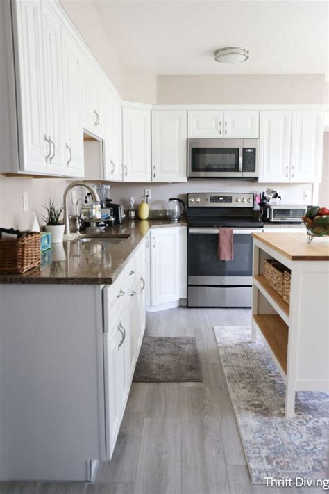 Why Paint Kitchen Cabinets White