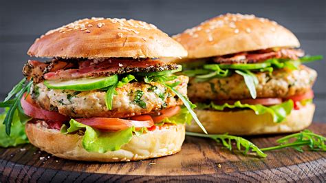 Why Put Breadcrumbs In Burger