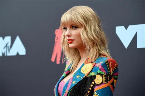 why taylor swift is so influential