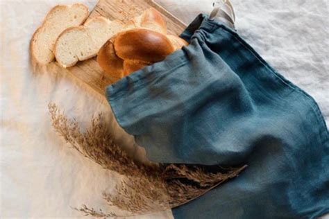 Why Use A Linen Bread Bag