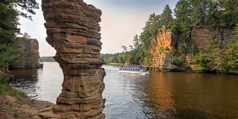 Wi River At Wi Dells