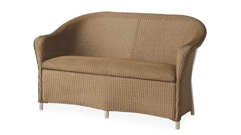 Wicker Settee Outdoor