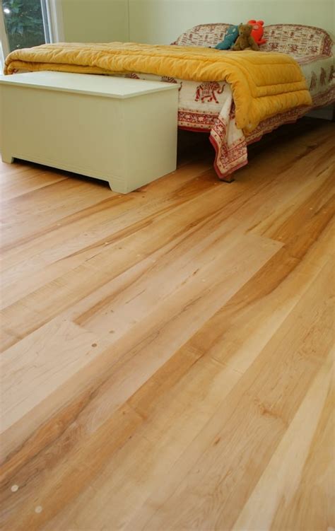 wide plank maple wood flooring
