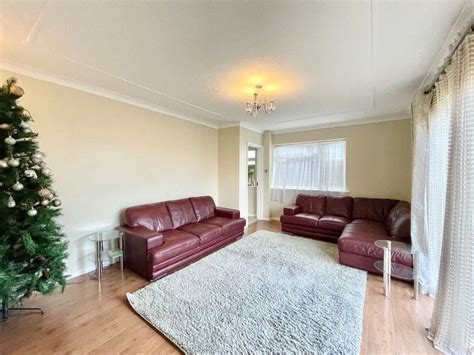 Widewater Close Lancing