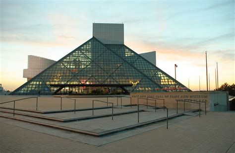 wiki rock and roll hall of fame