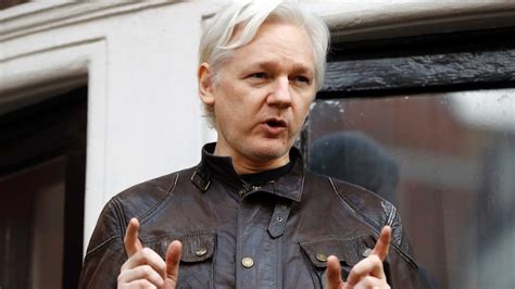 wikileaks founder of