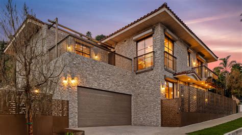 Wildfire Los Angeles: Blazing Inferno Engulfs Southern California