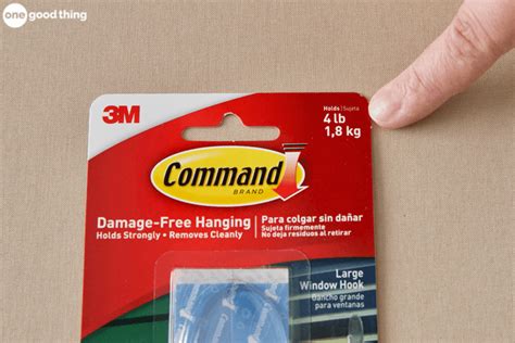 Will Command Hooks Stick To Wood