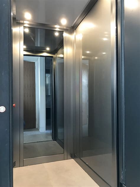 Will Couch Fit In Elevator