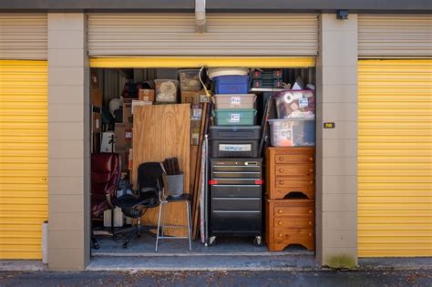 will homeowners insurance cover storage unit