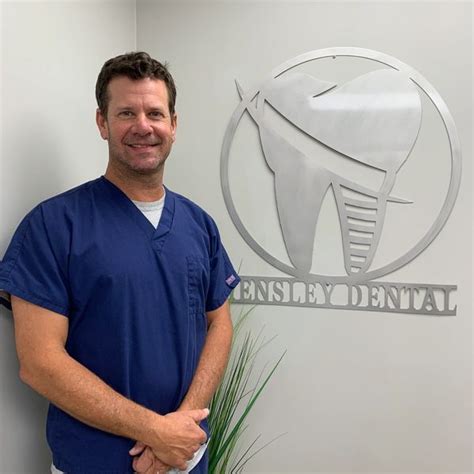 william a. hensley dds