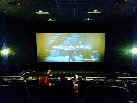 Williamsburg Regal Movie Theater - Ajutayo