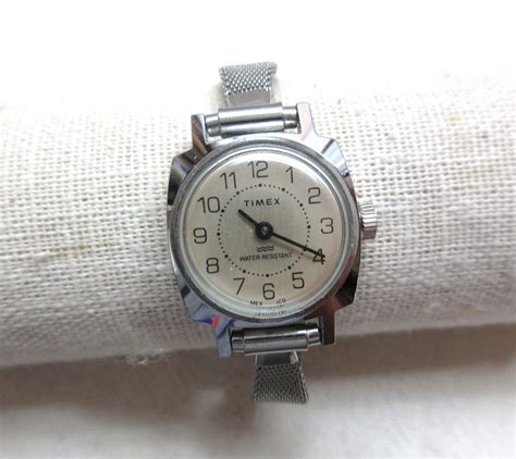 Wind Up Wrist Watch