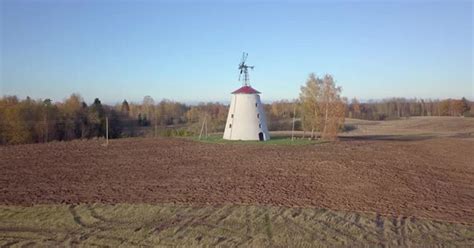 Windmill Closing Time