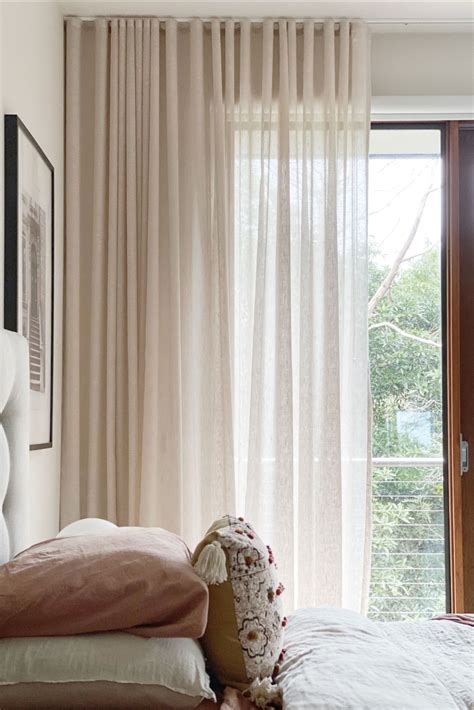 Window Curtains Ideas For Bedroom