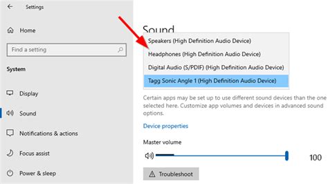 Windows 10 Automatically Switch To Headphones When Plugged In