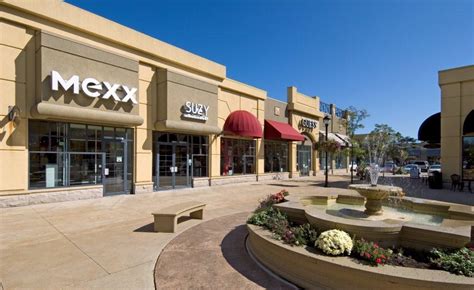 windsor outlet mall stores