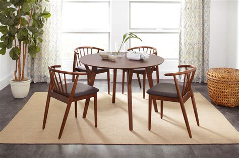 windsor round table and chair set